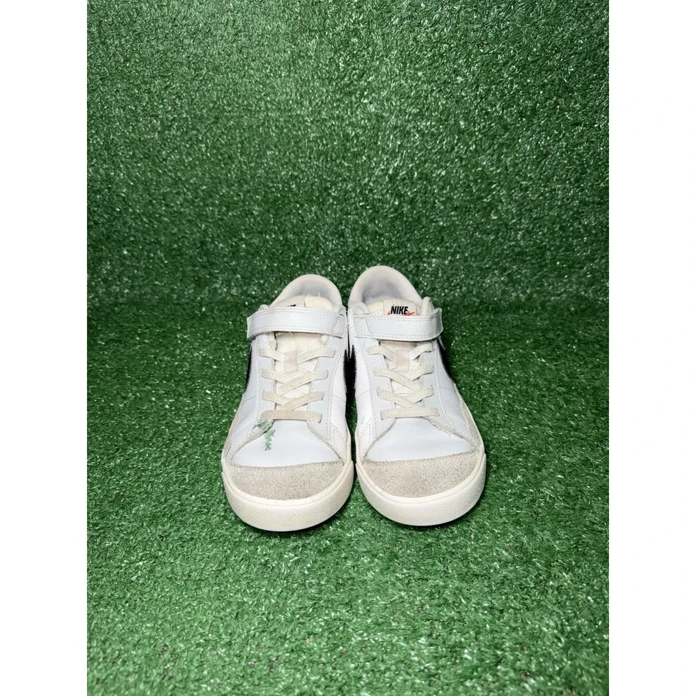 Nike Blazer Low 77 Youth Kids Size 2.5Y White Black Walking Shoe Casual Sneakers